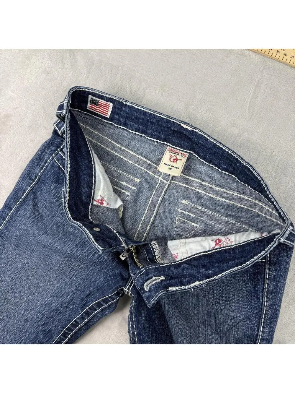 True Religion Blue Denim Jeans Women 28x31 USA Made Striaght Leg Y2K Rainstone - Picture 3 of 12